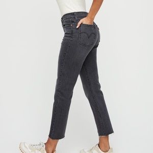 Levi’s Icon Wedgie Black Jeans with distressing